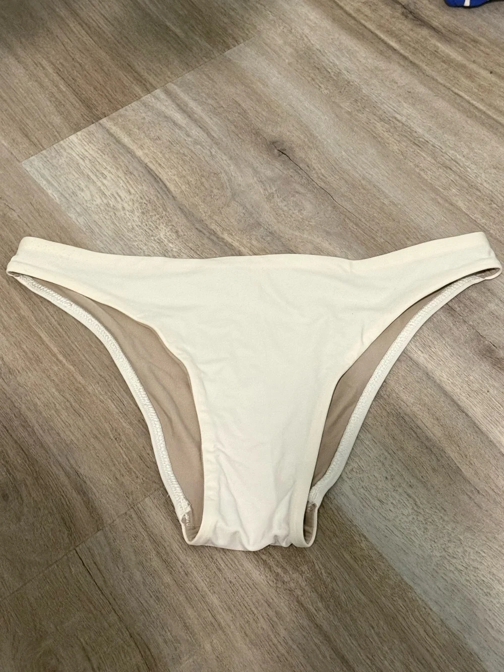 EUC Lululemon bikini bottoms size XS - Picture 1 of 5